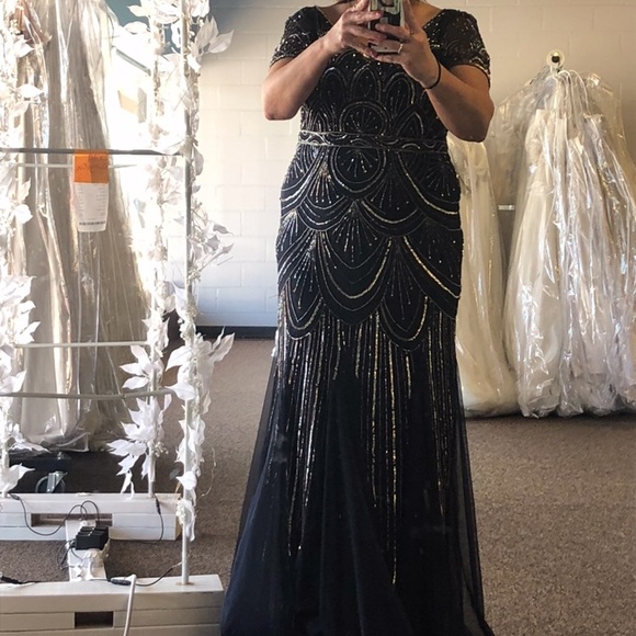 Mother of the Bride Dress - Picture 1 of 2